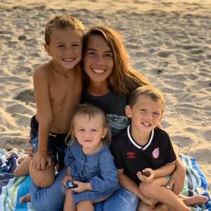 Meet your Posher, Catina